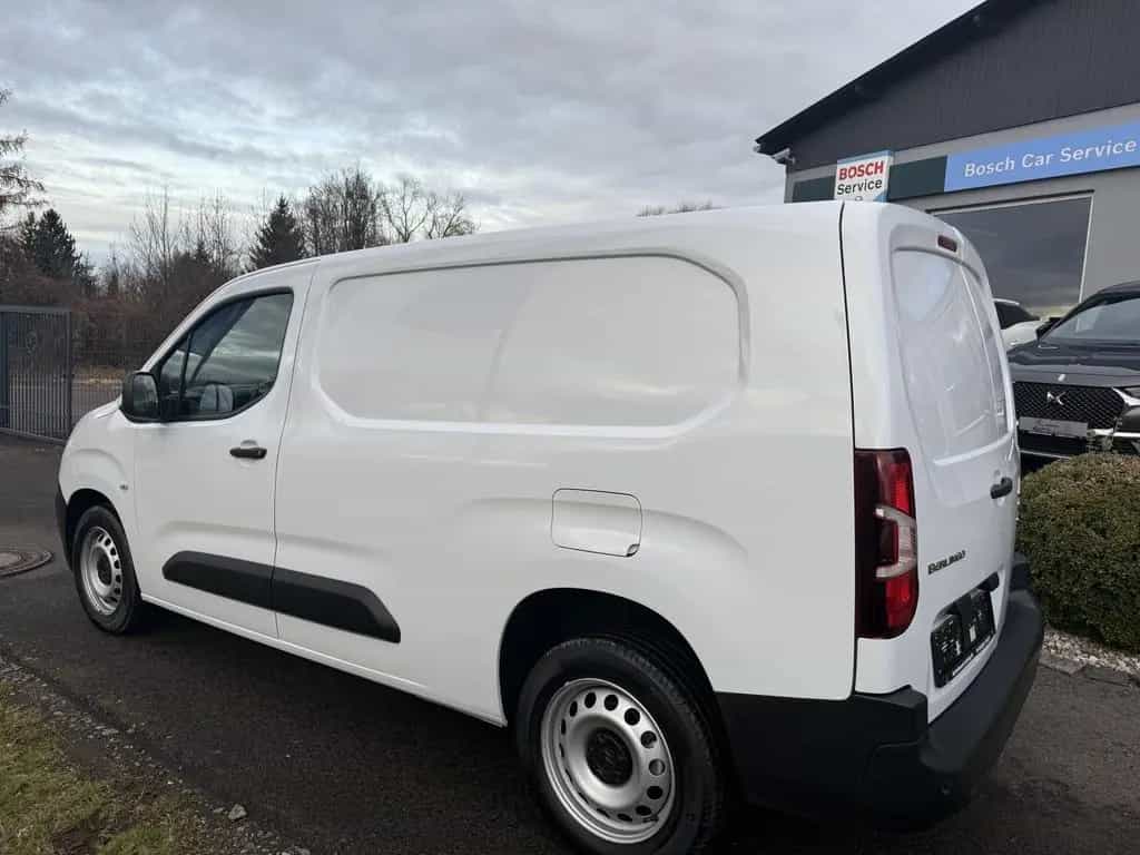 Citroën Berlingo 1.5 BlueHDi 100 Club XL/L2 03/2024-photo-2