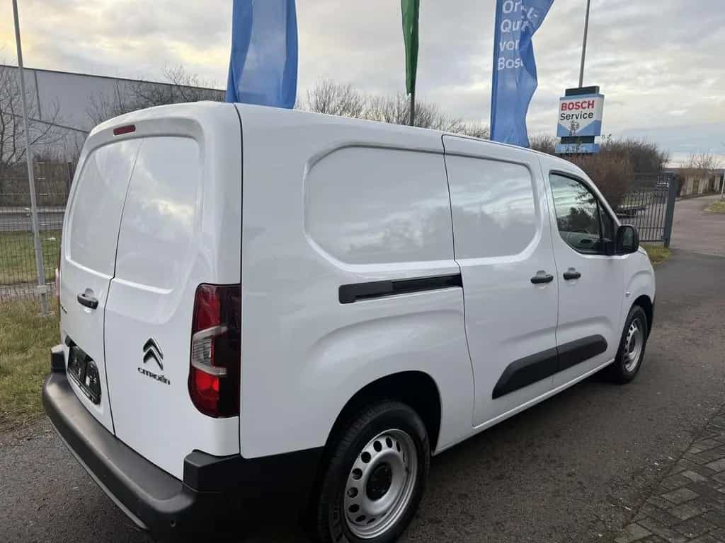Citroën Berlingo 1.5 BlueHDi 100 Club XL/L2 03/2024-photo-5