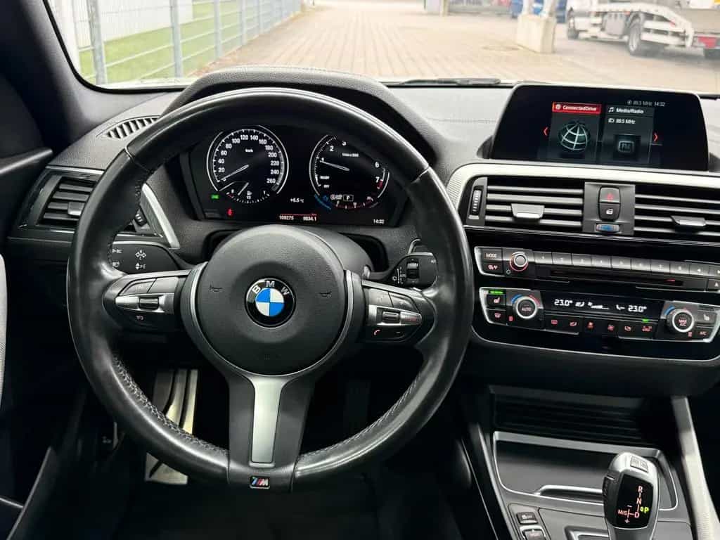 BMW 2 Series 218i M Paket Automatik Alcantara LED Navi 08/2018-photo-18