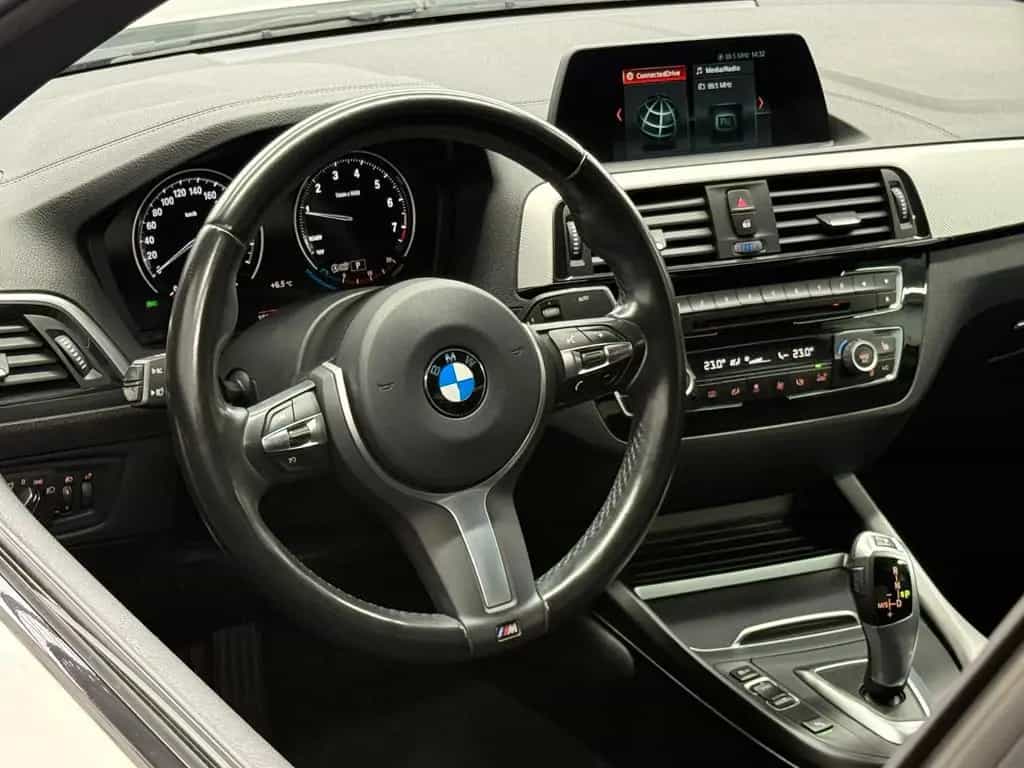 BMW 2 Series 218i M Paket Automatik Alcantara LED Navi 08/2018-photo-19