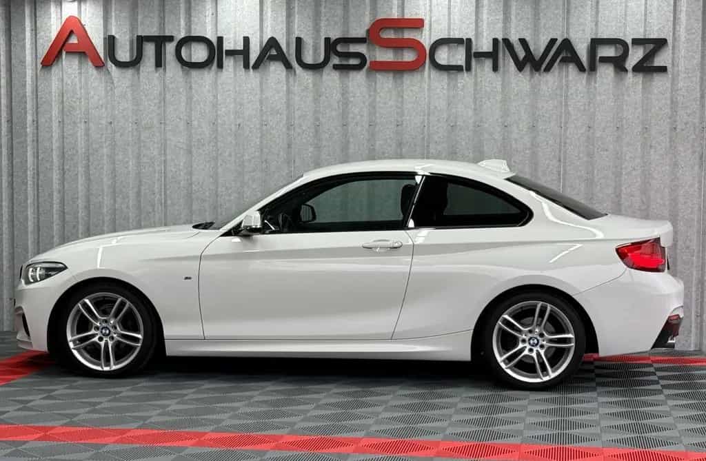 BMW 2 Series 218i M Paket Automatik Alcantara LED Navi 08/2018-photo-3