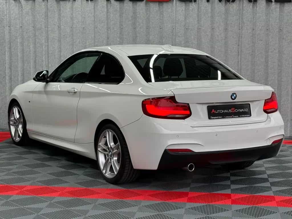 BMW 2 Series 218i M Paket Automatik Alcantara LED Navi 08/2018-photo-4
