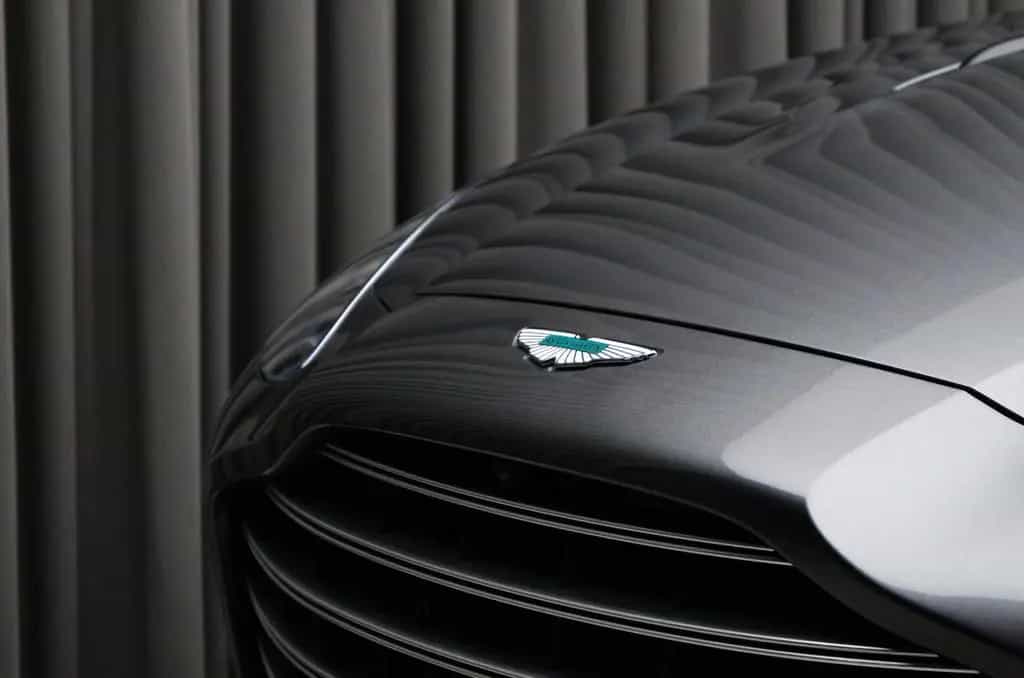 Aston Martin DBX707 02/2026-photo-8
