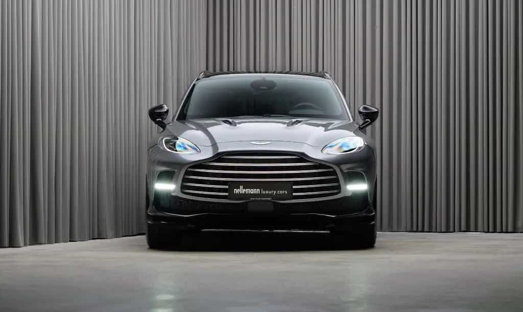 Aston Martin DBX707 02/2026-photo-0
