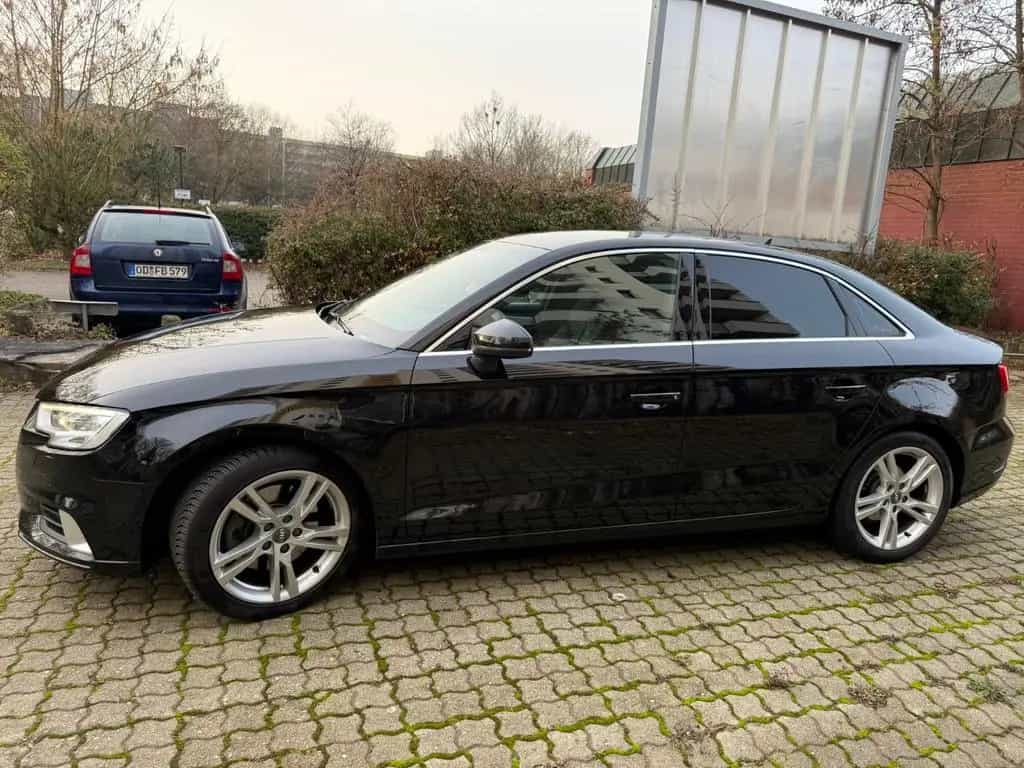 Audi A3 35 TDI S tronic - 02/2019-photo-1