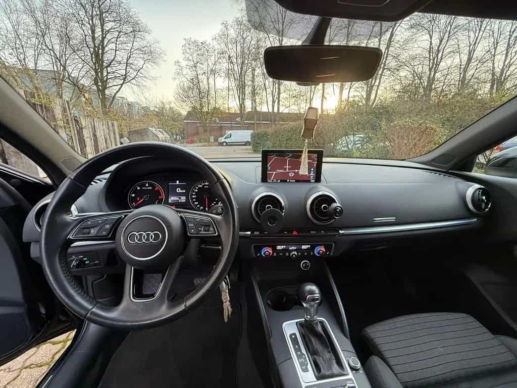 Audi A3 35 TDI S tronic - 02/2019-photo-5