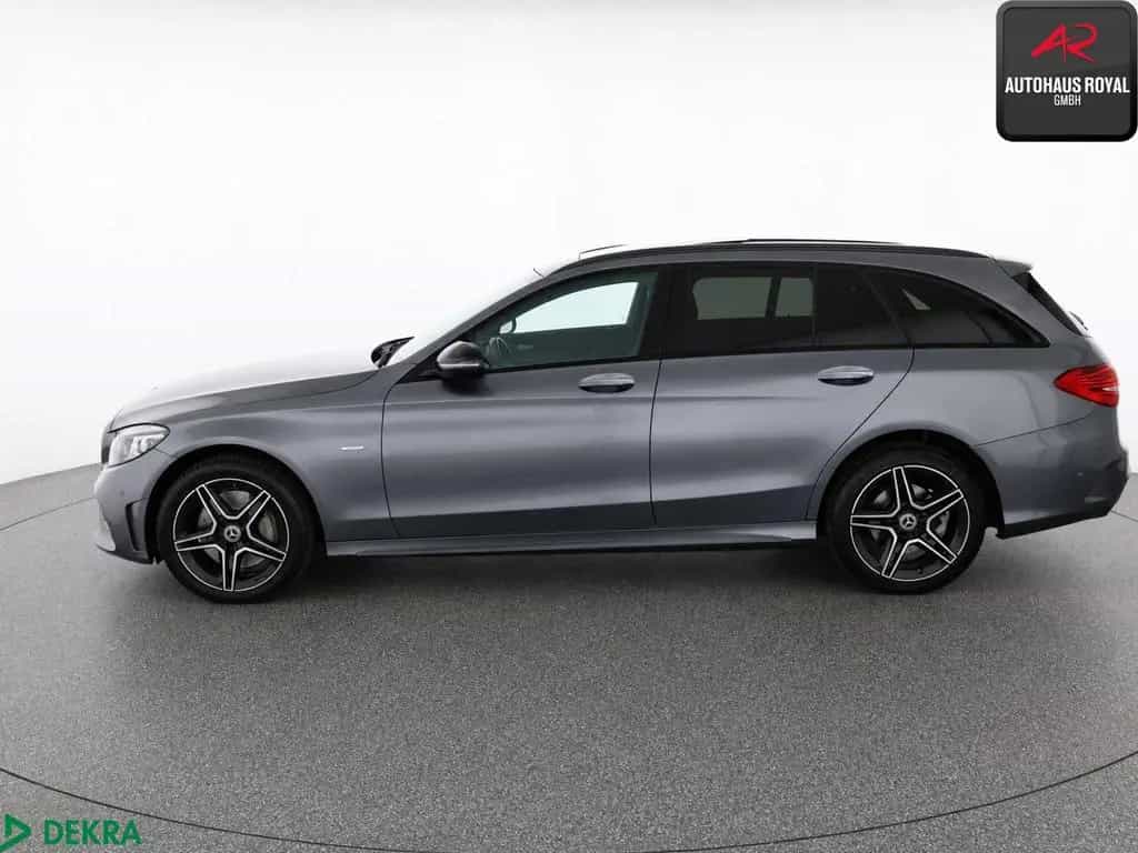 Mercedes-Benz C 300 d T 4M AMG PANO,BURMESTER,MULTIBEAM,360,SH 08/2020-photo-1