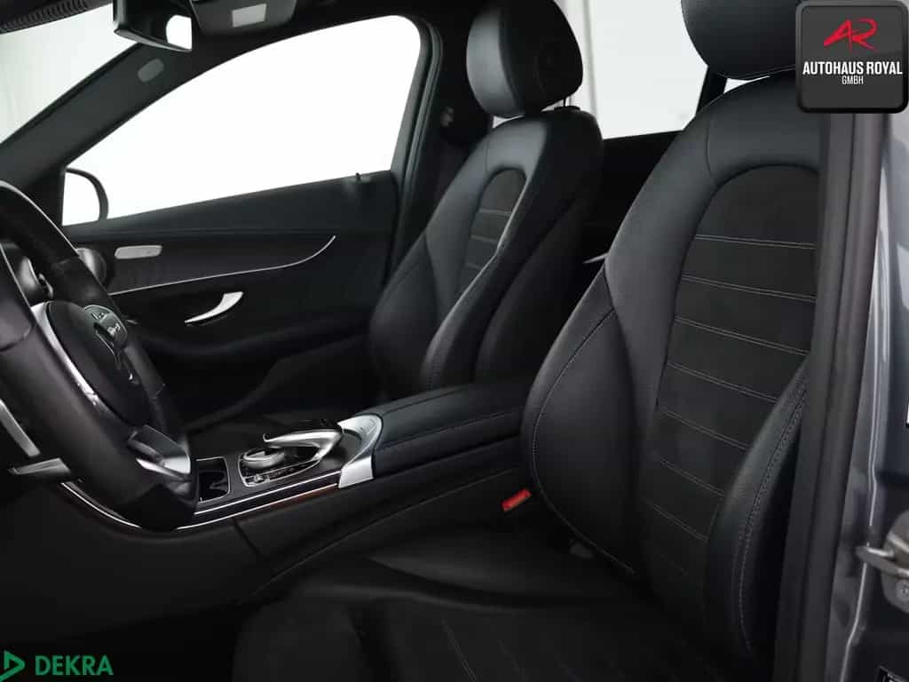 Mercedes-Benz C 300 d T 4M AMG PANO,BURMESTER,MULTIBEAM,360,SH 08/2020-photo-10