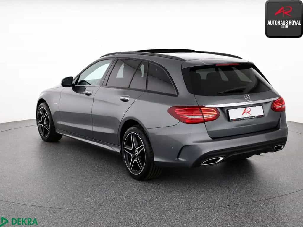 Mercedes-Benz C 300 d T 4M AMG PANO,BURMESTER,MULTIBEAM,360,SH 08/2020-photo-2