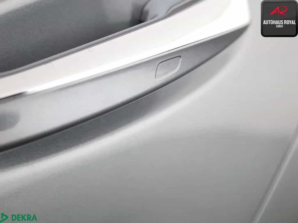 Mercedes-Benz C 300 d T 4M AMG PANO,BURMESTER,MULTIBEAM,360,SH 08/2020-photo-24