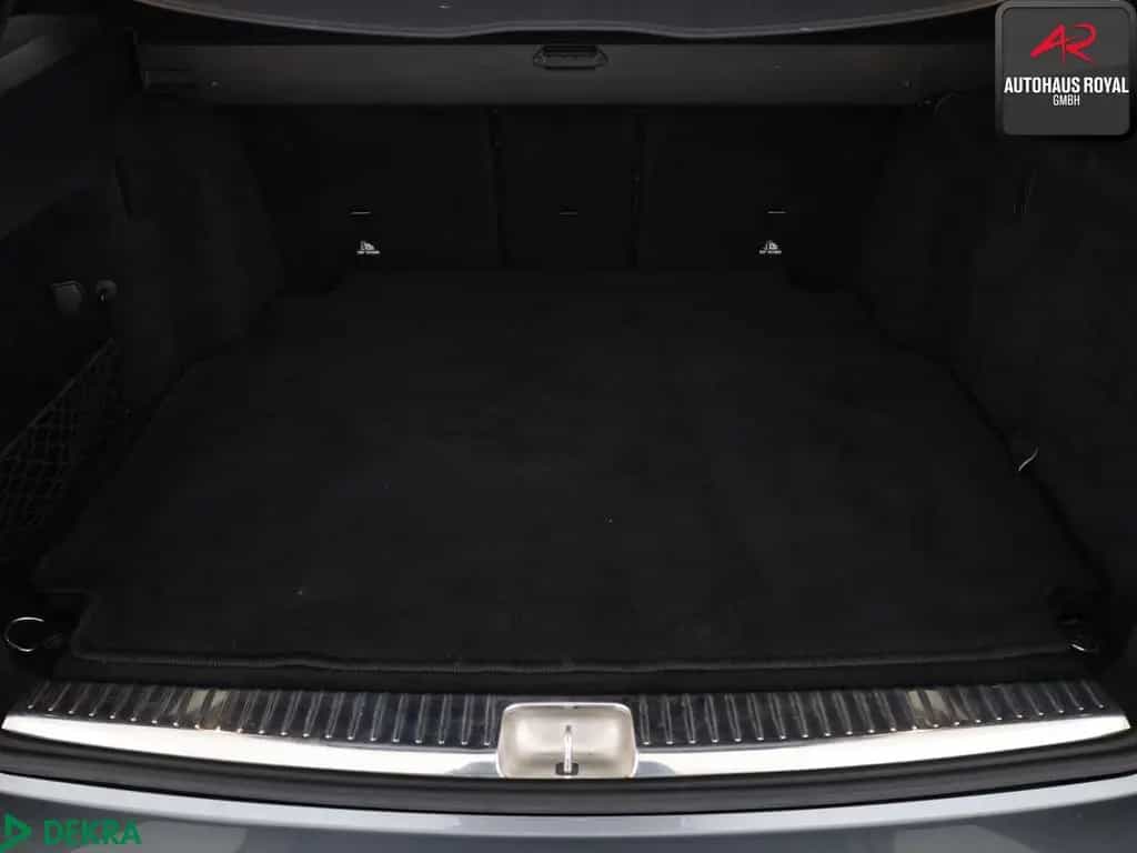 Mercedes-Benz C 300 d T 4M AMG PANO,BURMESTER,MULTIBEAM,360,SH 08/2020-photo-27