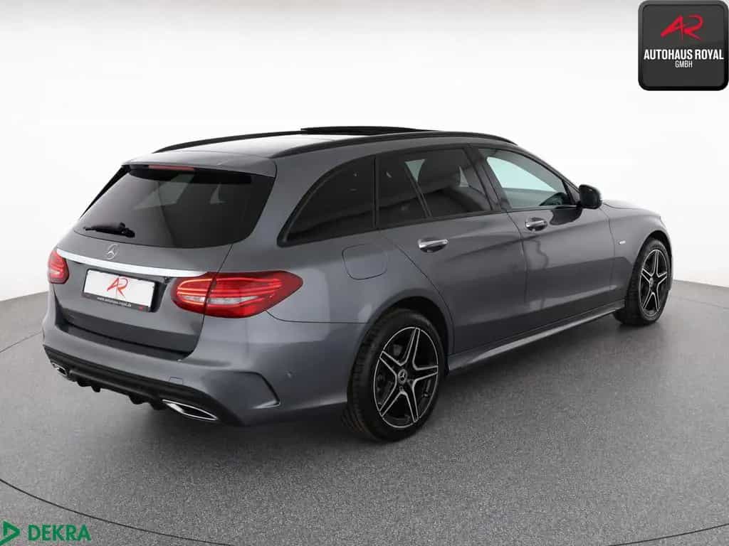Mercedes-Benz C 300 d T 4M AMG PANO,BURMESTER,MULTIBEAM,360,SH 08/2020-photo-4