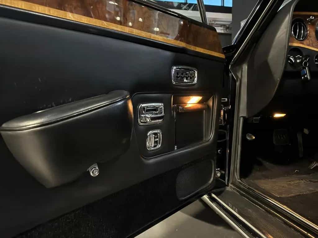 Bentley Continental Convertible / Cabrio V8 6,75 L 09/1992-photo-15