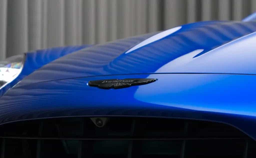 Aston Martin Vantage Coupe null-photo-7