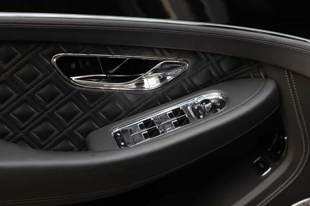 Bentley GT V8*Azure*Blackline*B&O*City*Tour* 6300km 06/2023-photo-20