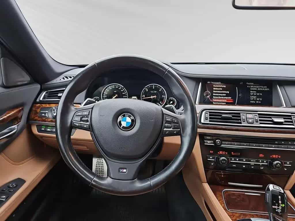 BMW 7 Series 730d xDrive M Sport HEADUP SCHIEBEDACH SOFTCLOSE 08/2015-photo-12
