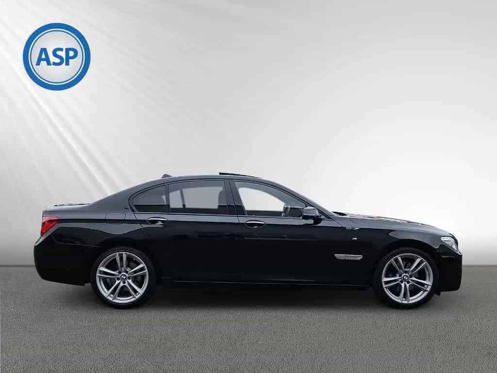 BMW 7 Series 730d xDrive M Sport HEADUP SCHIEBEDACH SOFTCLOSE 08/2015-photo-4