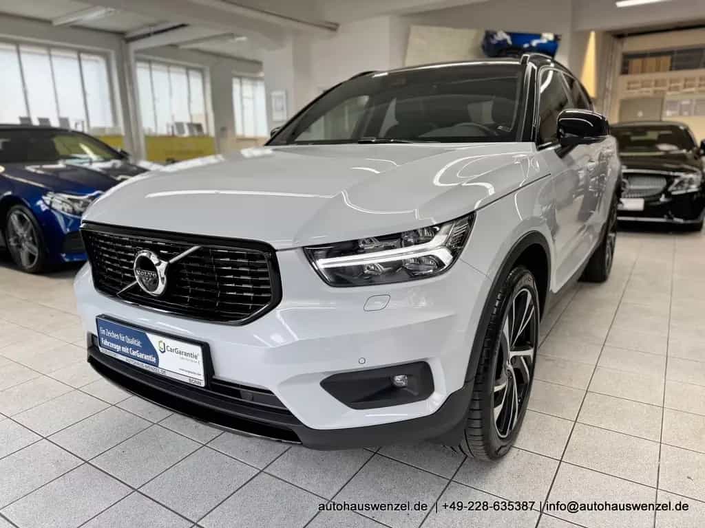 Volvo XC40 B4 B Aut. R-Design PANORAMA AHK ACC 360° 09/2021-photo-1