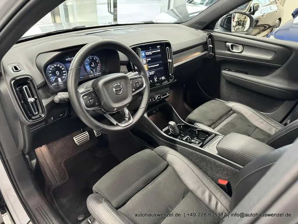 Volvo XC40 B4 B Aut. R-Design PANORAMA AHK ACC 360° 09/2021-photo-12