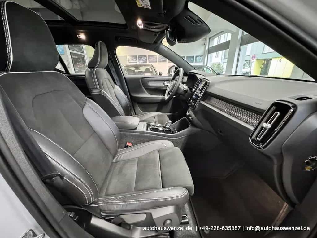 Volvo XC40 B4 B Aut. R-Design PANORAMA AHK ACC 360° 09/2021-photo-21