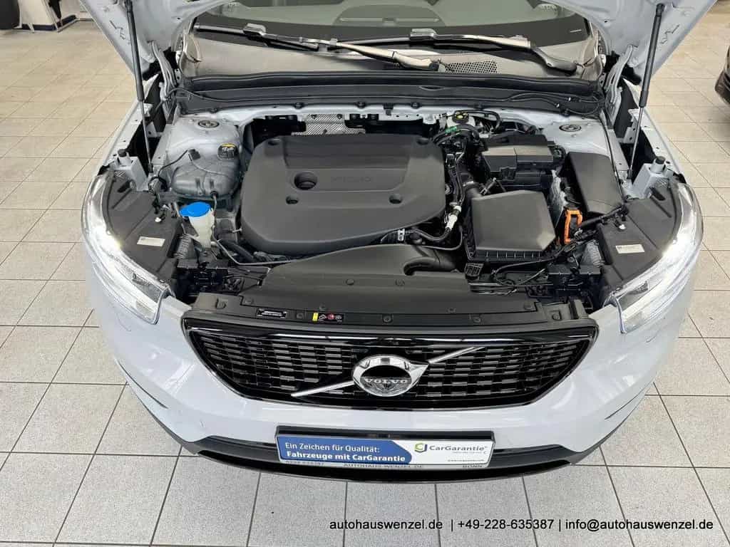 Volvo XC40 B4 B Aut. R-Design PANORAMA AHK ACC 360° 09/2021-photo-31