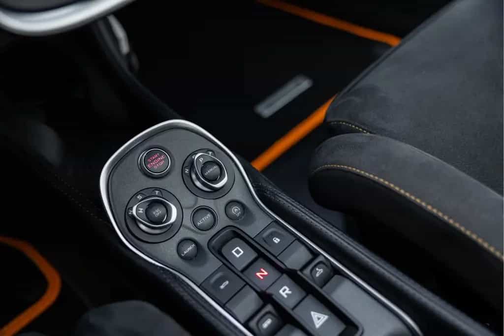McLaren 600LT Spider 3.8 V8 | MSO Cirrus Grey | Noselift 07/2020-photo-22