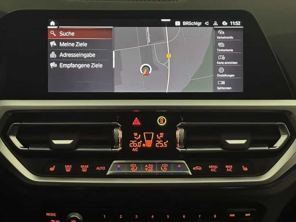 BMW 318 d Touring Sport Line Virtual LED Kamera 1Hd 03/2022-photo-17