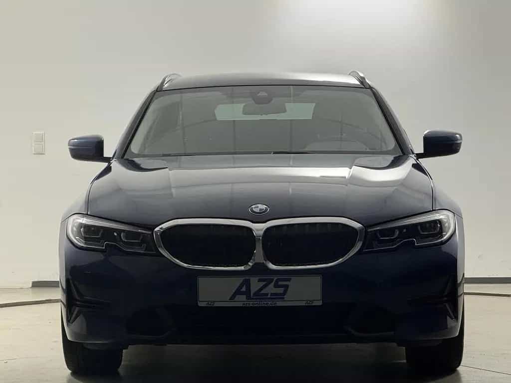BMW 318 d Touring Sport Line Virtual LED Kamera 1Hd 03/2022-photo-2