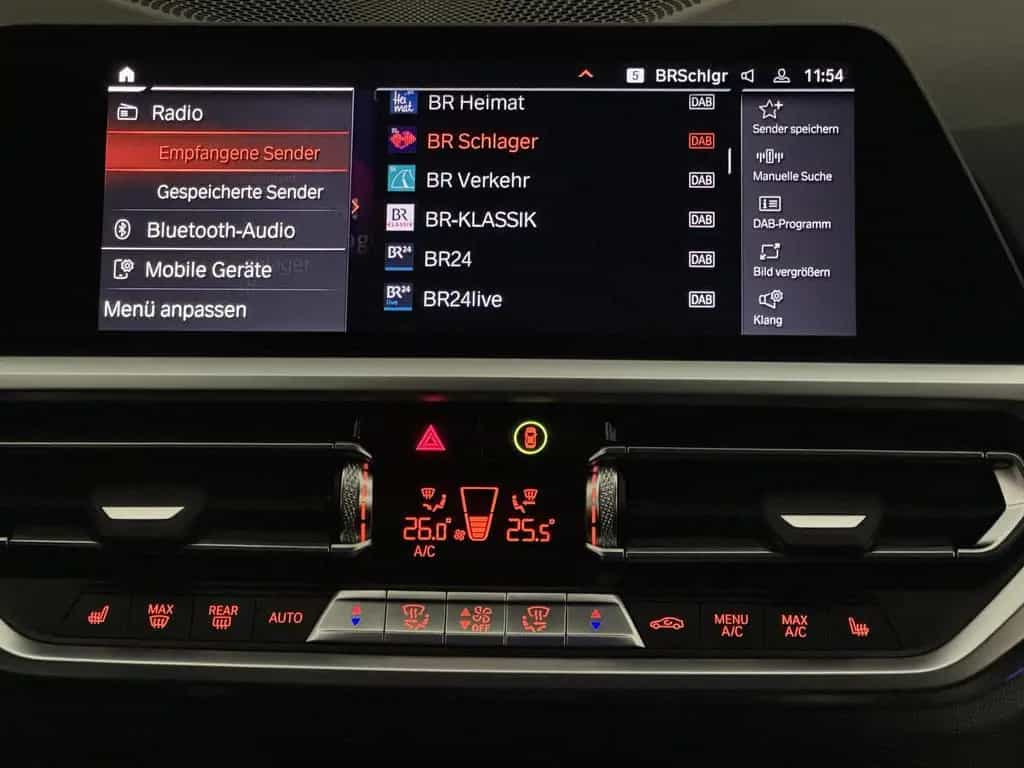 BMW 318 d Touring Sport Line Virtual LED Kamera 1Hd 03/2022-photo-25