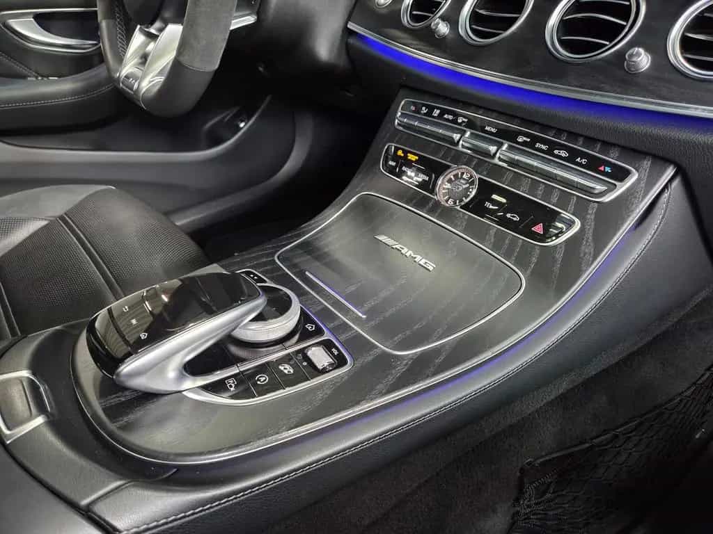 Mercedes-Benz E-Class 63 S AMG 4Matic /Pano/360°/Burmester/*518€ 11/2018-photo-23