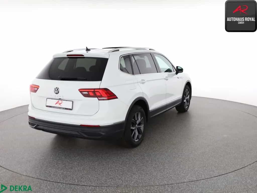 Volkswagen Tiguan Allspace 2.0 TSI 4M MATRIX,HUD,ACC,PANO 09/2022-photo-4