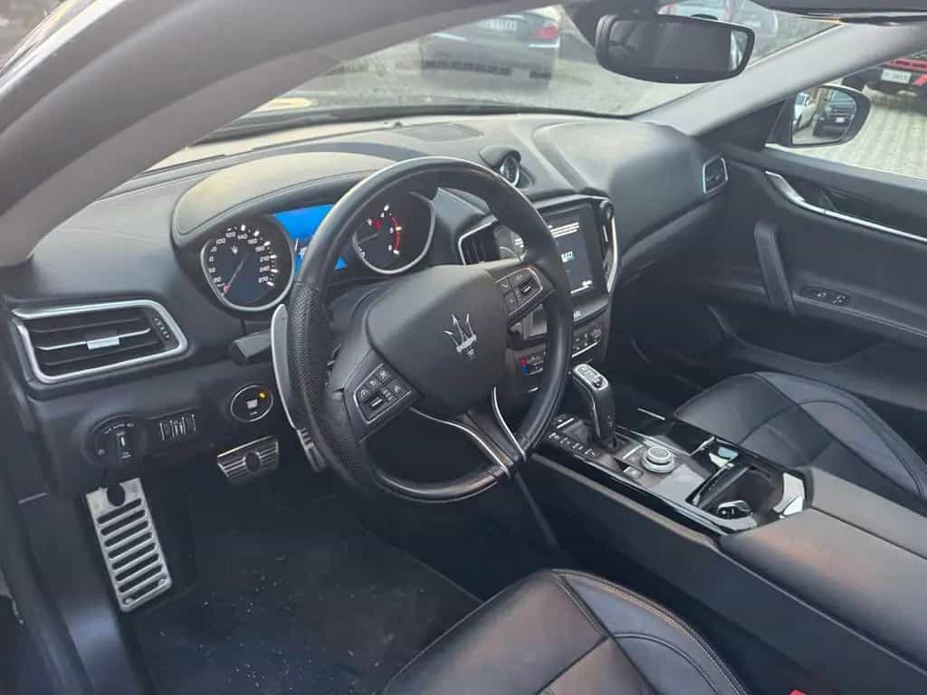 Maserati Ghibli V6 Diesel 275 CV Gransport 11/2019-photo-10