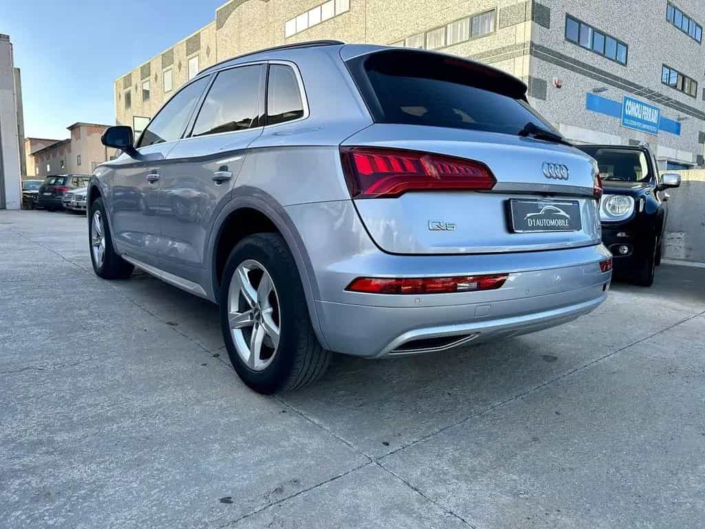Audi Q5 2.0 TDI 190 CV quattro S tronic Sport 12/2018-photo-5