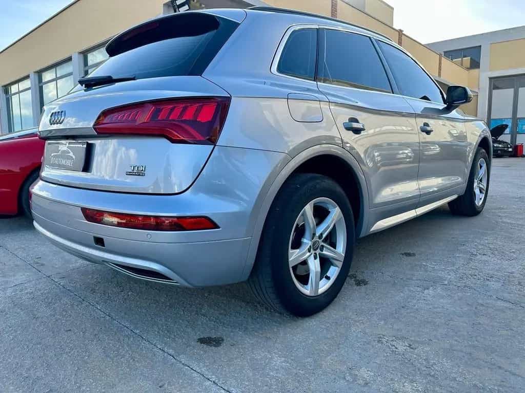 Audi Q5 2.0 TDI 190 CV quattro S tronic Sport 12/2018-photo-6