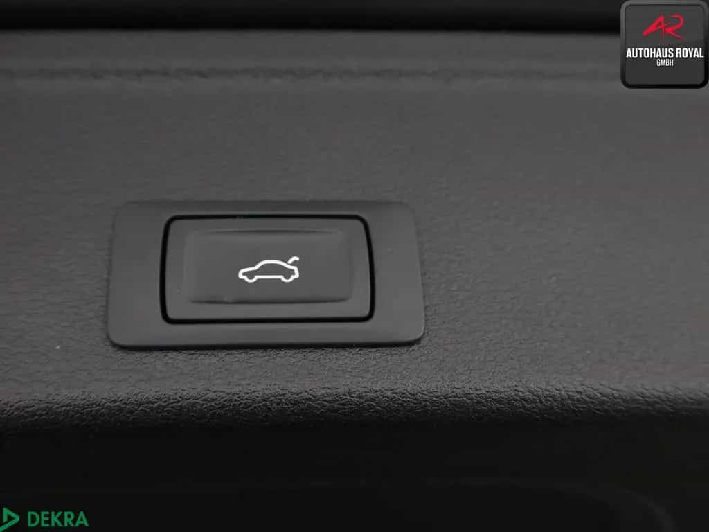 Audi A4 Avant 45 TFSI qu S LINE HUD,S-SITZE,MASSAGE 01/2021-photo-12