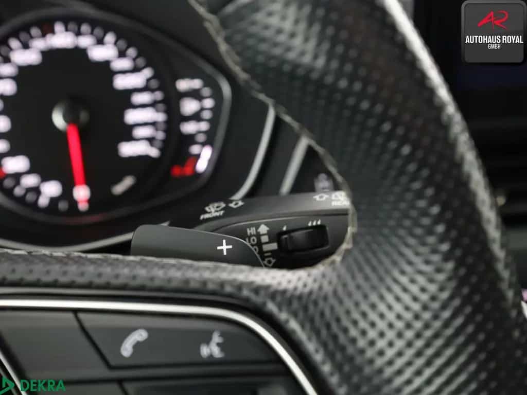 Audi A4 Avant 45 TFSI qu S LINE HUD,S-SITZE,MASSAGE 01/2021-photo-16