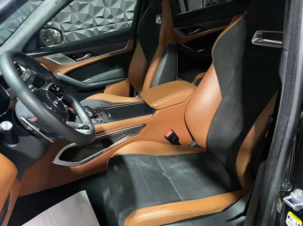 Jaguar F-Pace SVR AWD, 22 Zoll,AHK, 1 Hand, 360 ° 06/2021-photo-12
