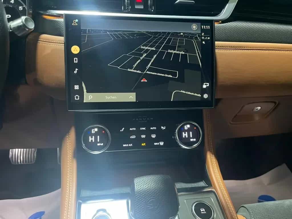 Jaguar F-Pace SVR AWD, 22 Zoll,AHK, 1 Hand, 360 ° 06/2021-photo-14