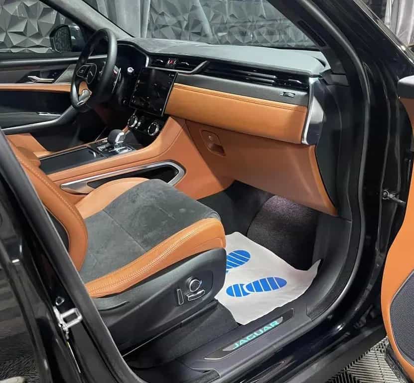 Jaguar F-Pace SVR AWD, 22 Zoll,AHK, 1 Hand, 360 ° 06/2021-photo-20