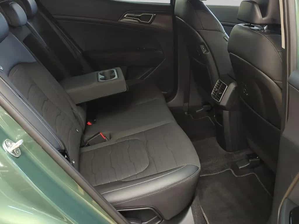 Kia Sportage 1.6T AWD VISION NAVI+KAMERA+LED-LICHT+C 04/2023-photo-16