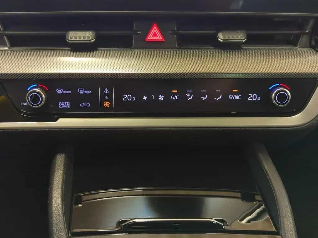 Kia Sportage 1.6T AWD VISION NAVI+KAMERA+LED-LICHT+C 04/2023-photo-22