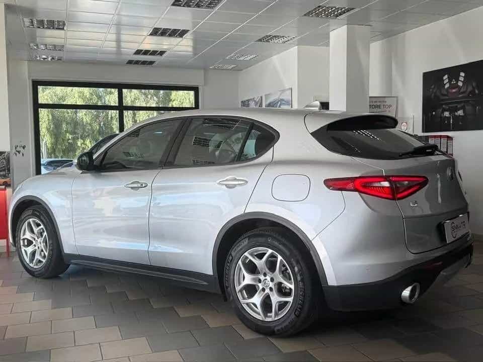Alfa Romeo Stelvio 2.2 Turbodiesel 190 CV AT8 Q4 03/2021-photo-2