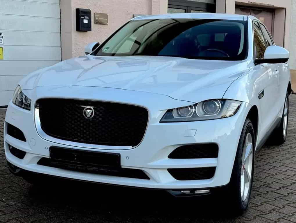Jaguar F-Pace Prestige 30T AWD AUTOMATIK EURO 6 2. HAND 11/2018-photo-0