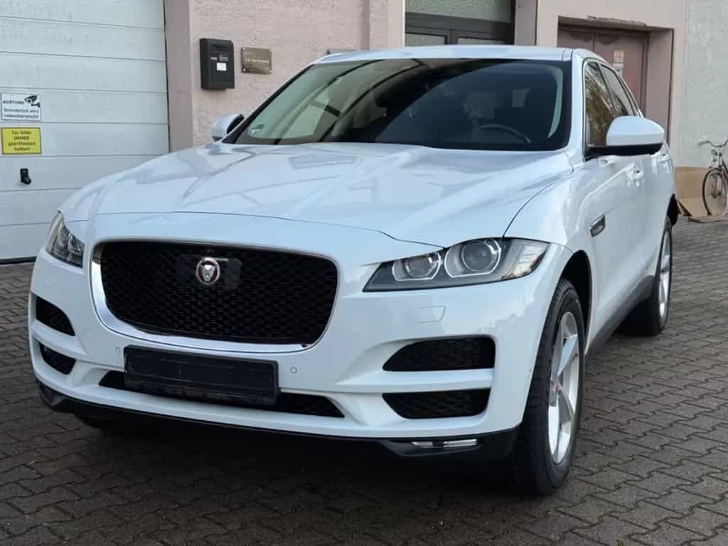 Jaguar F-Pace Prestige 30T AWD AUTOMATIK EURO 6 2. HAND 11/2018-photo-1