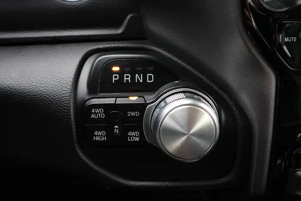 Dodge RAM 1500 5.7 4x4/AHK/ALPINE/SHZ/SBL/KAMERA/R18 04/2021-photo-23