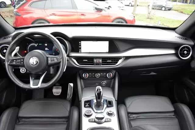 Alfa Romeo Stelvio 2.0 TURBO*VELOCE*H&K SOUND*MATRIX*FACELI 06/2024-photo-6