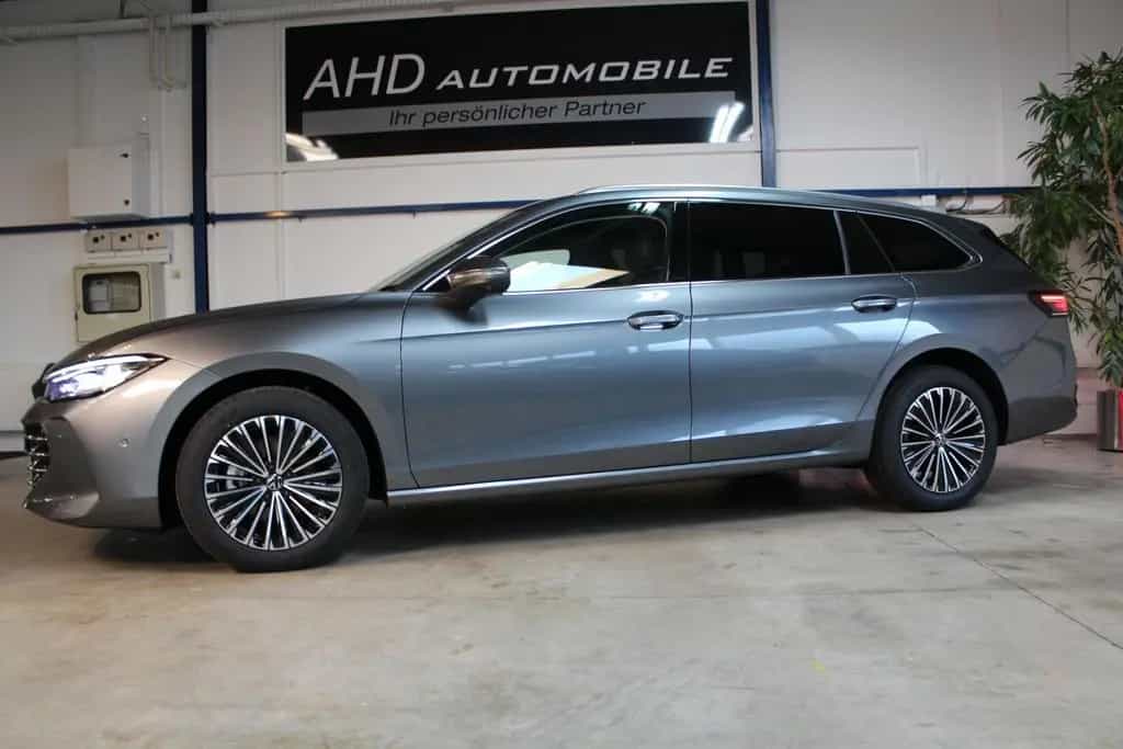 Volkswagen Passat Elegance 2.0 TDI DSG 150 PS SOFORT VERFÜ 11/2025-photo-1