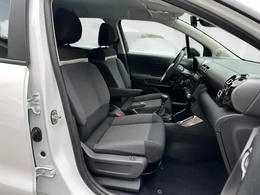 Citroën C3 Aircross SHZ, LED, neue Reifen 06/2022-photo-17