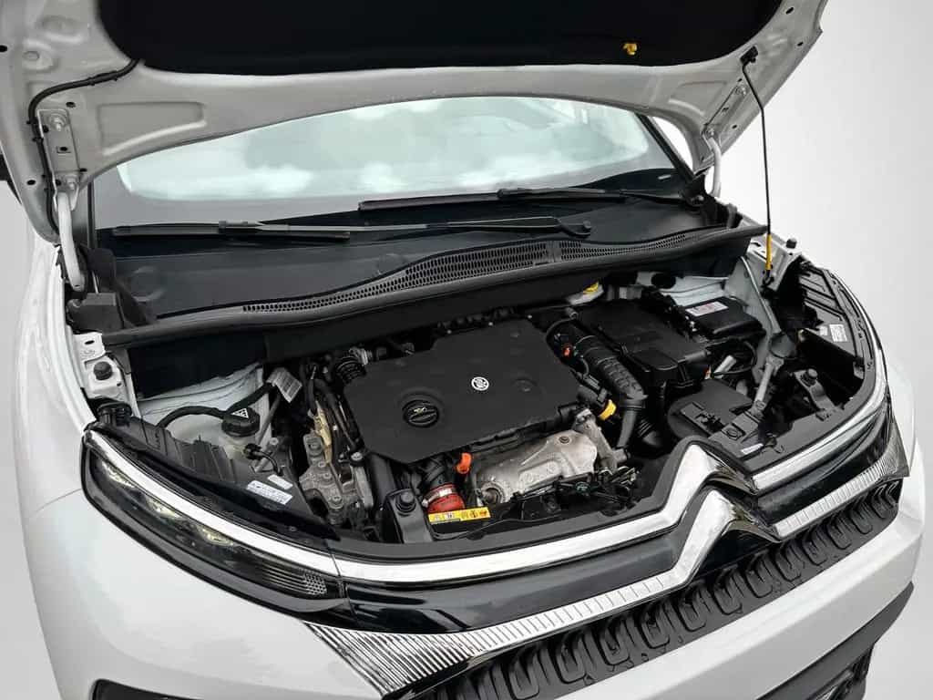 Citroën C3 Aircross SHZ, LED, neue Reifen 06/2022-photo-20