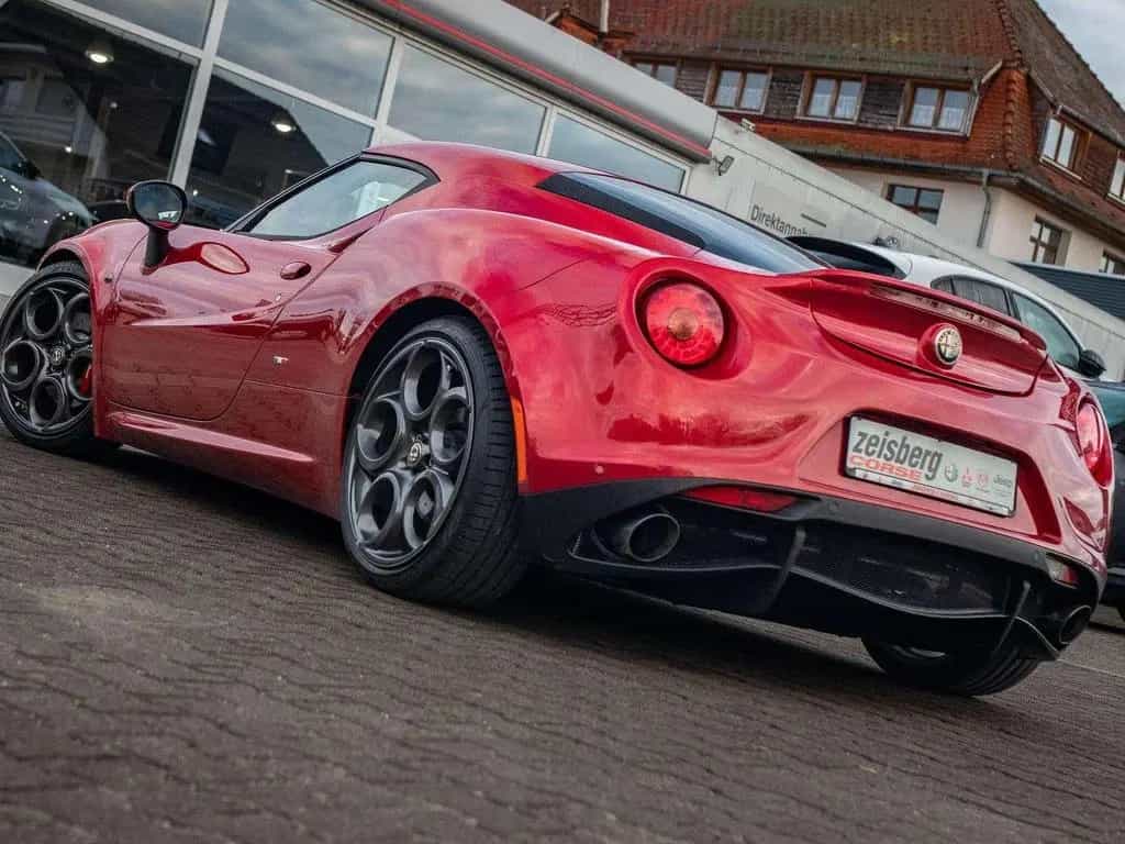 Alfa Romeo 4C 4C*RossoComp.*KW*Bastuck*ECU*Alcantara 04/2016-photo-10